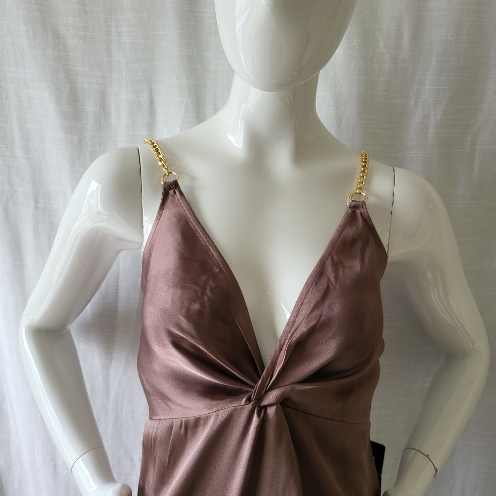 Dress - Picture 2 of 4